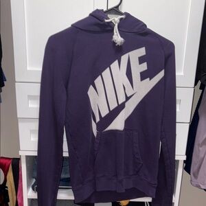 Nike Men's Purple Hoodie Sweater